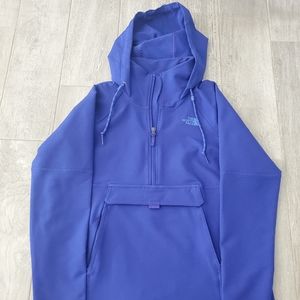 Northface pull over